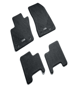 KIT TAPPETINI IN MOQUETTE PREMIUM - RICAMO NERO (SET DI 4)